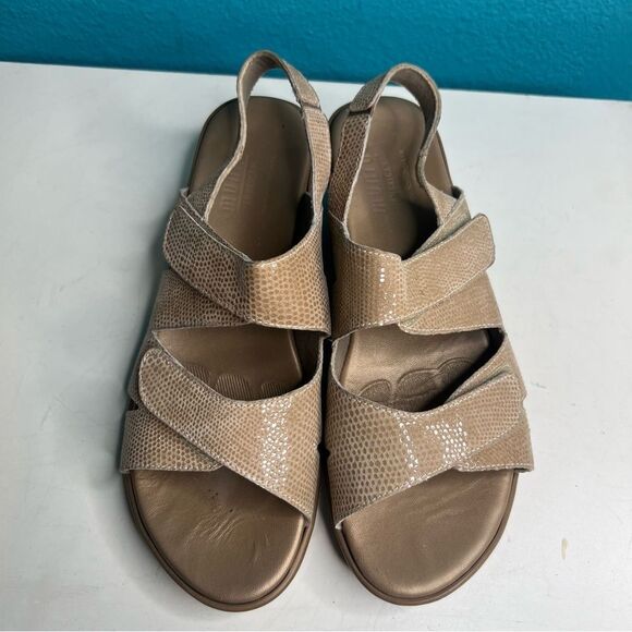 MUNRO AMERICAN WOMENS SANDALS SZ 9 shimmer - Picture 1 of 5